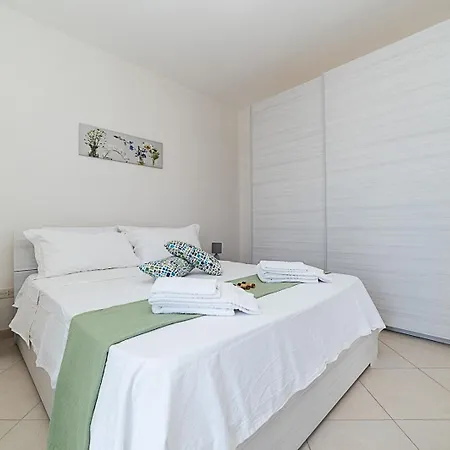 Mare Di Giulia A 100 Metri Da Solo Sabbia Apartment Torre Santa Sabina